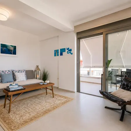 Апартаменты Marina Sea View Penthouse Каламата