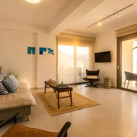 Marina Sea View Penthouse Апартаменты *